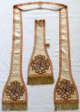 White Roman Vestment 8914